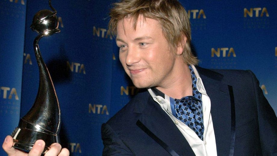 Ebenfalls 2005 wird Jamie Oliver mit dem "National Television Award" ausgezeichnet. Der NTA ist der wichtigste von Zuschauern vergebene TV-Preis in Großbritannien.