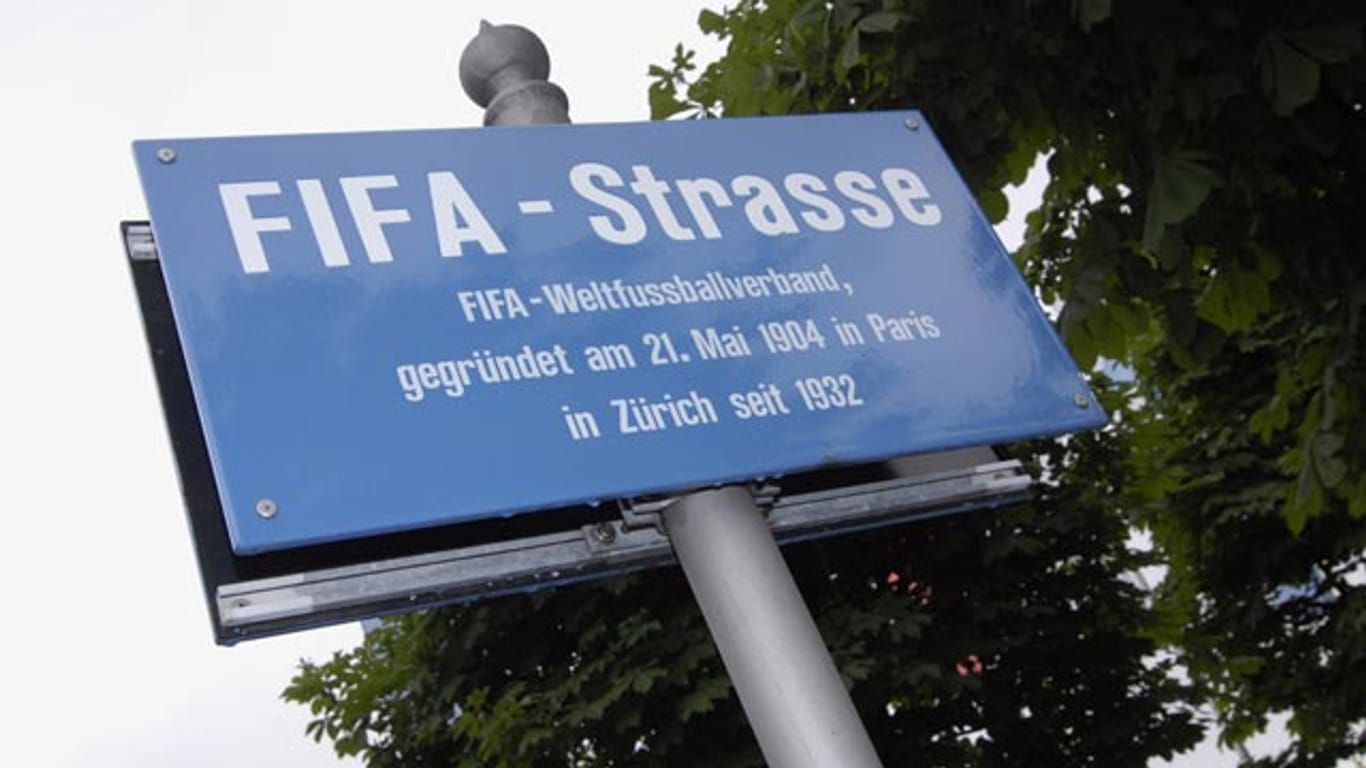 Ein Teil des Züricher Gemeinderates setzt sich dafür ein, dass die FIFA-Namen aus dem Straßenbild verschwinden.