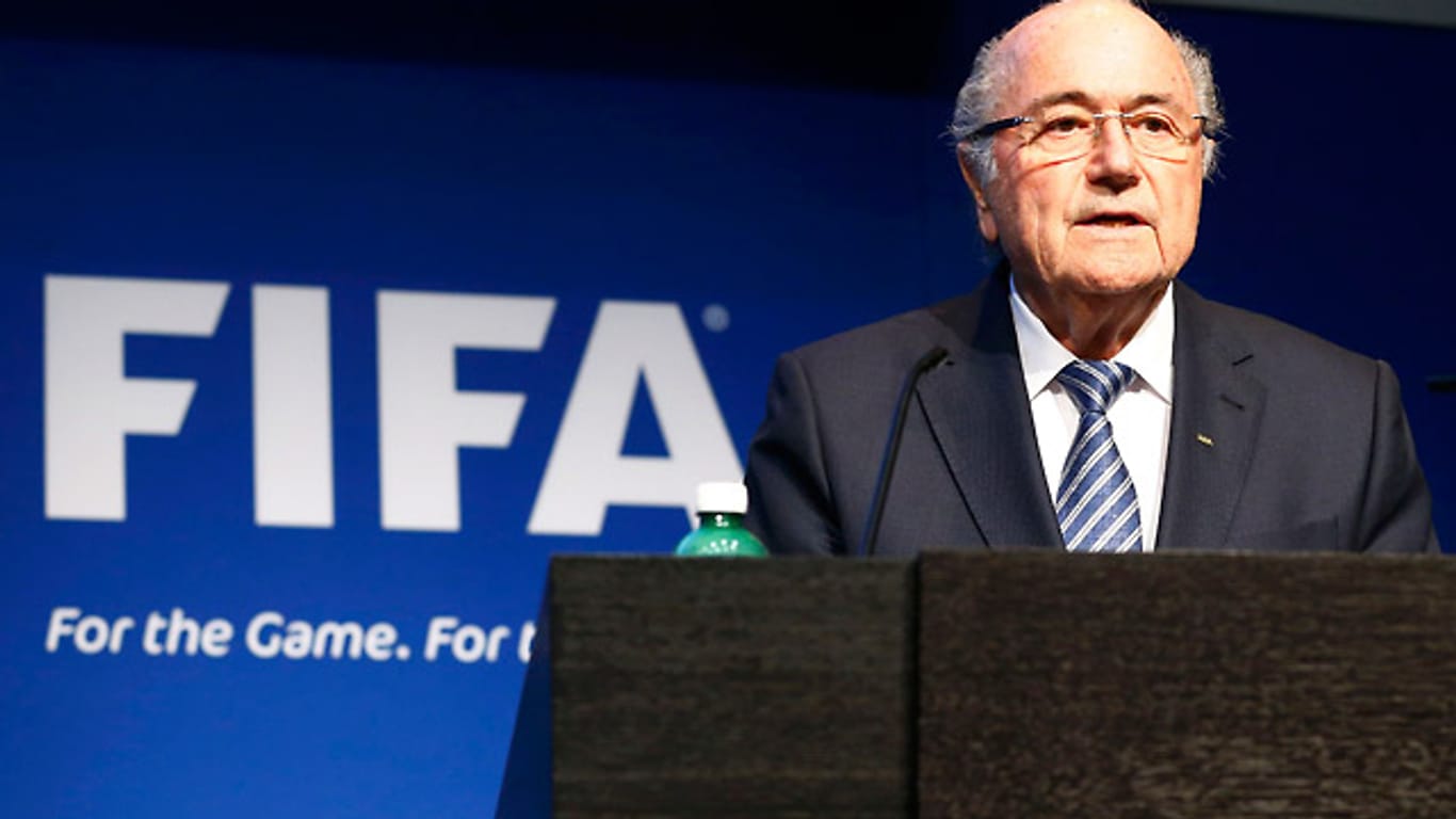 Sepp Blatter verkündet seinen Rücktritt als FIFA-Präsident.
