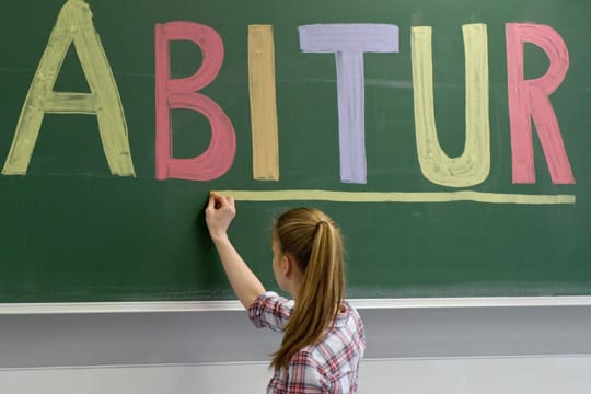 Wie lange Schüler zum Abitur brauchen, wird in den Bundesländern unterschiedlich gehandhabt.