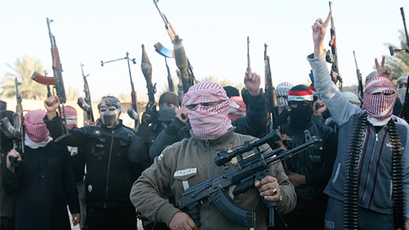 Bewaffnete sunnitische Kämpfer im Irak.
