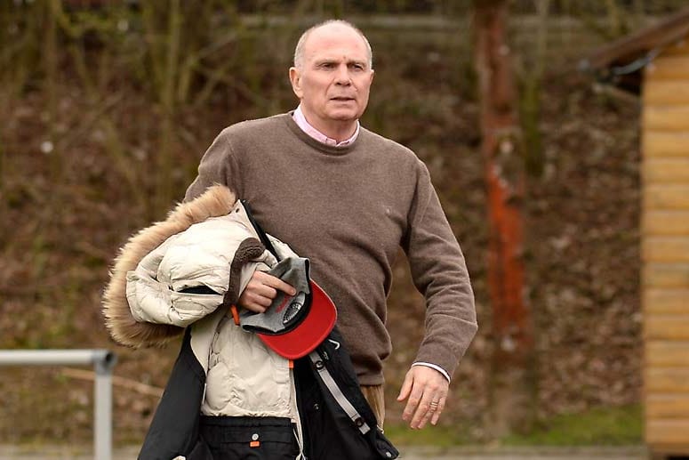 Uli Hoeneß darf die Wochenenden bald komplett zu Hause verbringen.