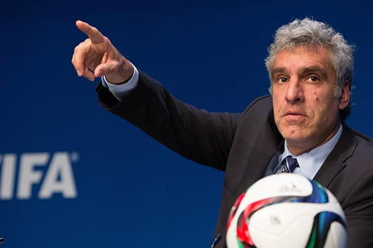 Walter De Gregorio hatte nach den ersten Enthüllungen im FIFA-Skandal den Medien mehr oder weniger Rede und Antwort gestanden.