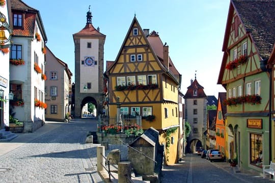 Die Romantische Straße bietet sehr viel Abwechslung.