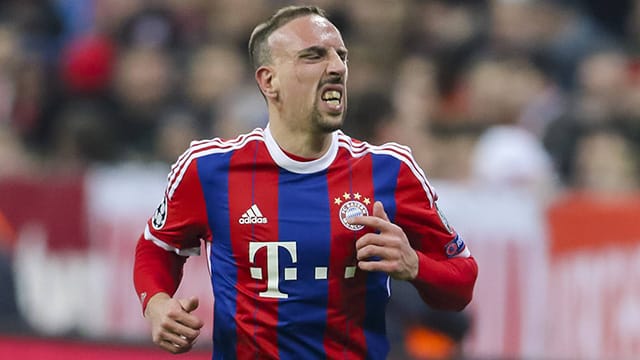 Seit dem 11. März 2015 stand Ribéry für den FC Bayern nicht mehr auf dem Fußballplatz. Seit dem 11. März 2015 stand Ribéry für den FC Bayern nicht mehr auf dem Fußballplatz.