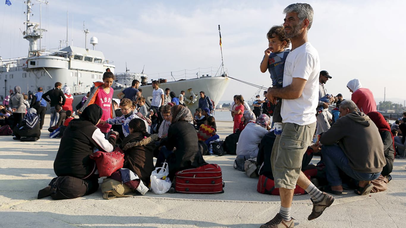 Syrische Flüchtlinge sind in Augusta angekommen. Die Hafenstadt auf Sizilien ist ein Anlaufpunkt tausender Menschen, die aus ihren Heimatländern fliehen.