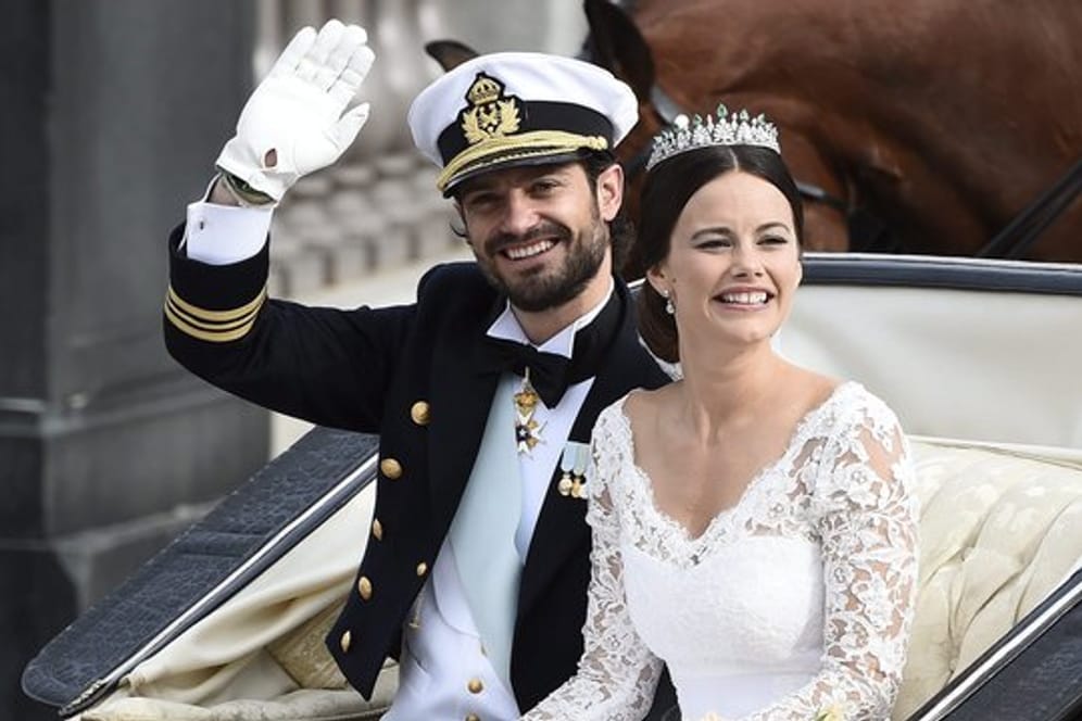 Ein strahlendes Paar in Schweden: Prinz Carl Philip und seine Frau Sofia feierten am 13. Juni Hochzeit.