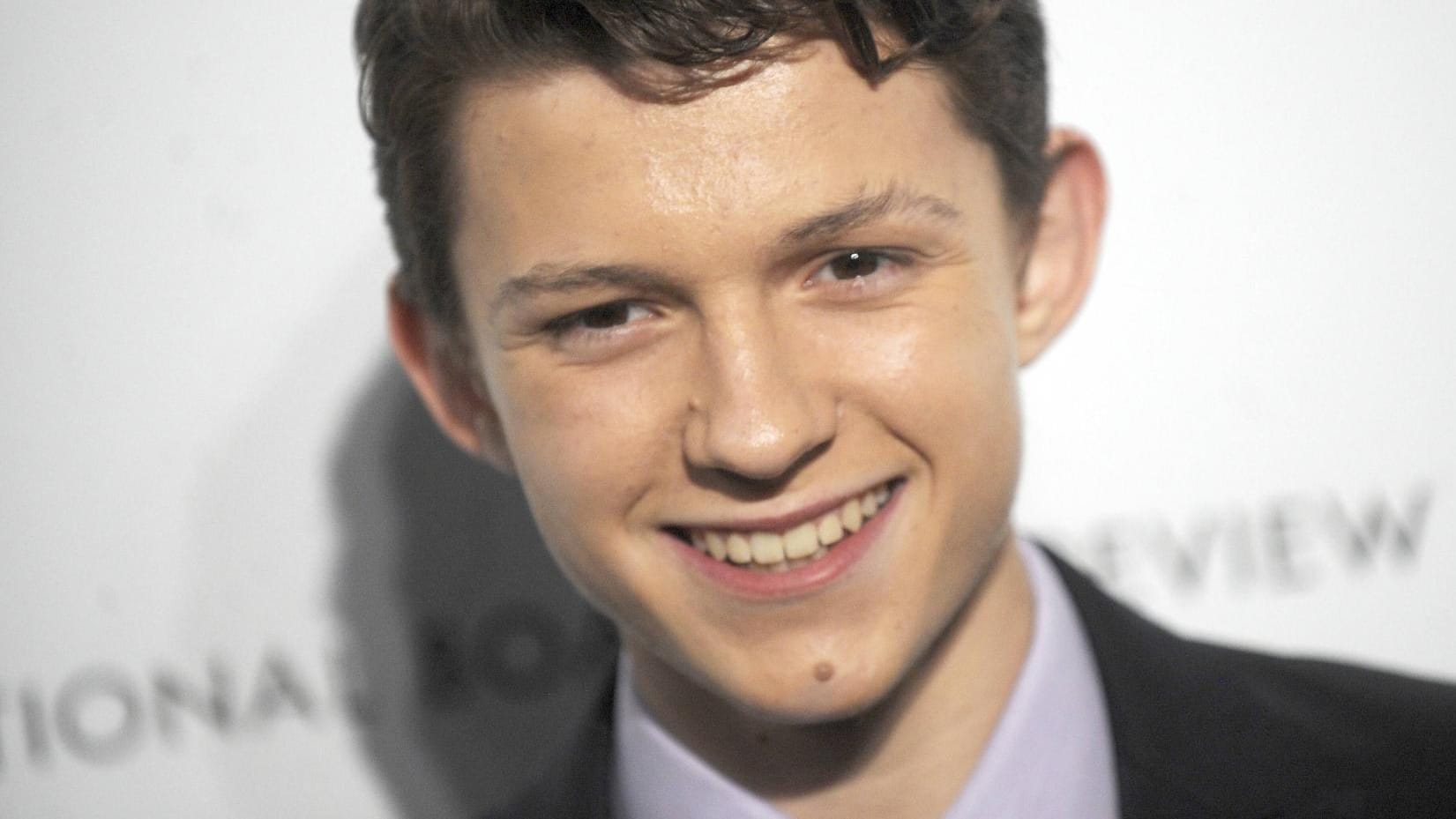 Der 19-jährige Brite Tom Holland wird der neue Spider-Man.