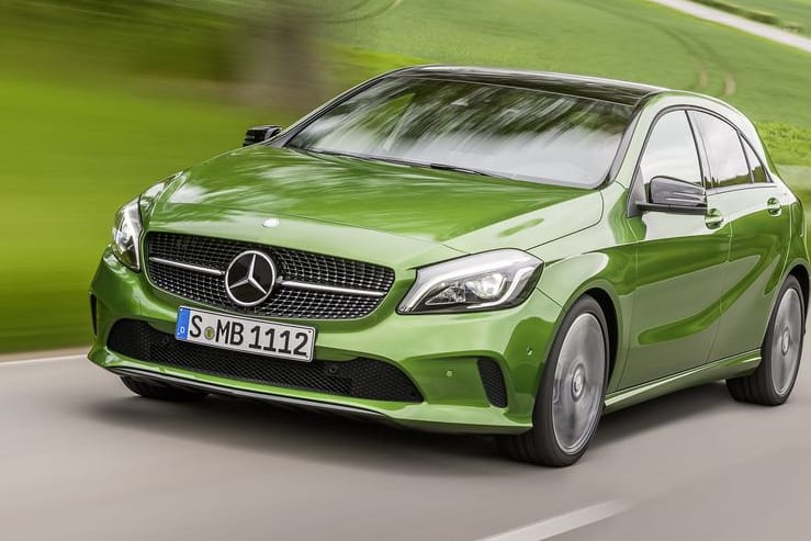 Die A-Klasse von Mercedes bekommt ein Facelift.