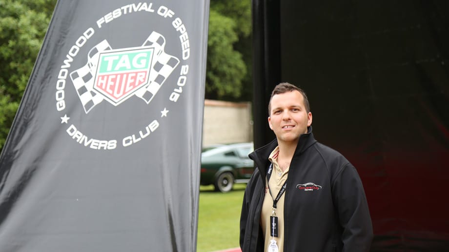 Unser Autor Christian Sauer besuchte die wahnwitzigste PS-Party des Jahres mit jeder Menge neuen (Sonder-) Modellen, historischen und nagelneuen Rennwagen sowie deren legendären Piloten. Unser Autor Christian Sauer besuchte die wahnwitzigste PS-Party des Jahres mit jeder Menge neuen (Sonder-) Modellen, historischen und nagelneuen Rennwagen sowie deren legendären Piloten.