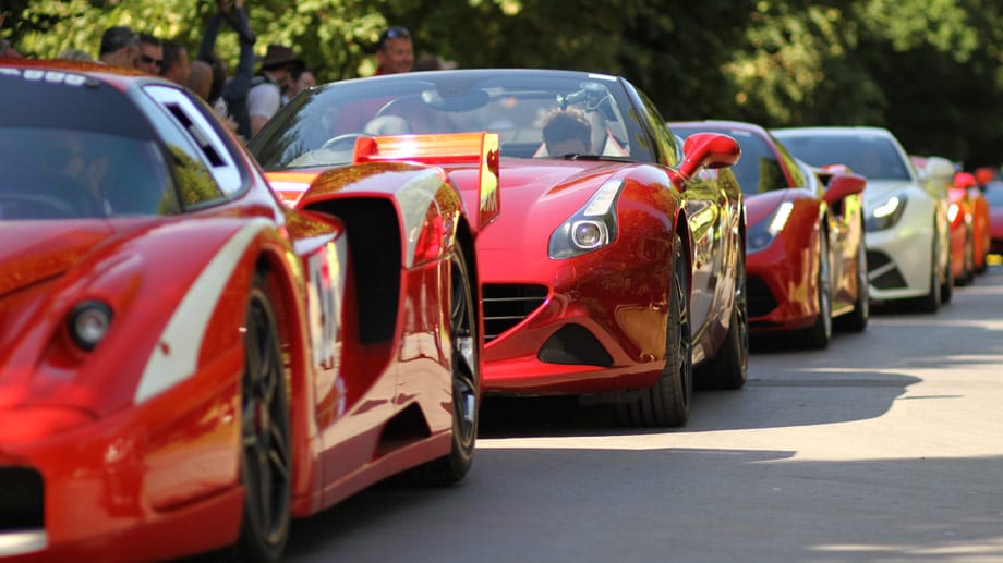 Ferrari war mit zahlreichen Modellen stark vertreten, unter anderem mit dem FXX und FXX K, dem von uns getesteten California T und F12 sowie dem neuen 488 GTB.
