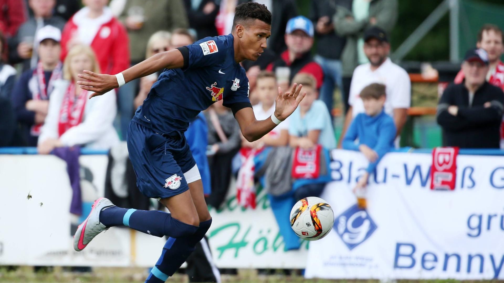 Davie Selke kam von Werder Bremen zu RB Leipzig und soll den Klub mit seinen Toren in die Bundesliga schießen.