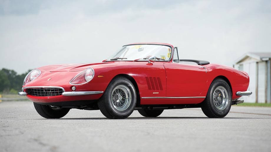 Rang 5: Einer von nur zehn gebauten "Ferrari 275 GTB / 4*S N.A.R.T. Spider by Scaglietti" ging im August 2013 für 27,7 Millionen Dollar (24,8 Millionen Euro) an einen neuen Besitzer.