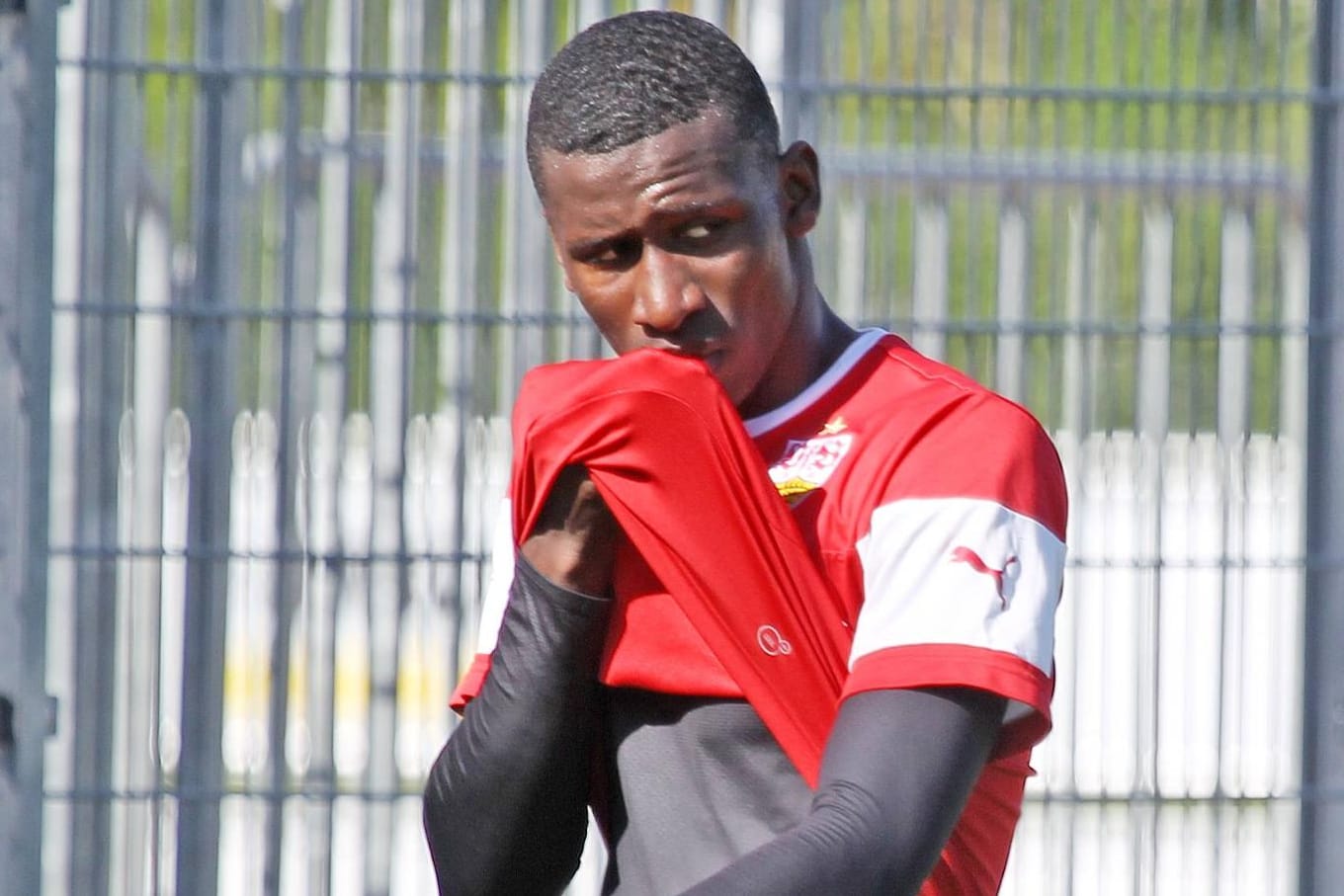 Antonio Rüdiger möchten den VfB Stuttgart verlassen.