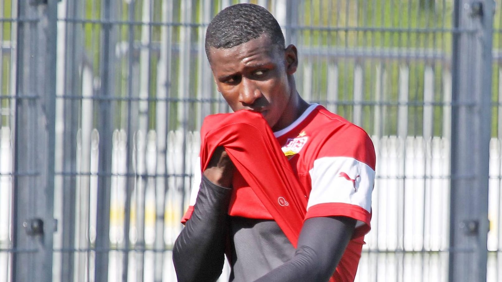 Antonio Rüdiger möchten den VfB Stuttgart verlassen.