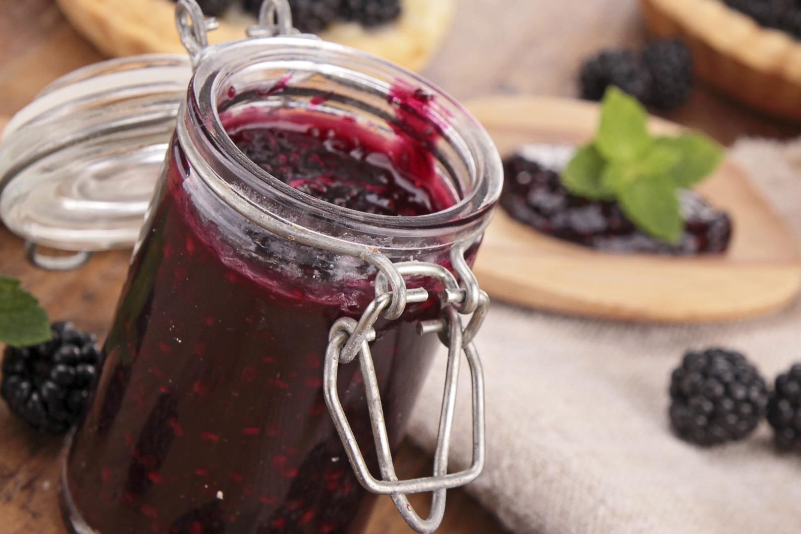 Aus Brombeeren lässt sich prima Konfitüre kochen.