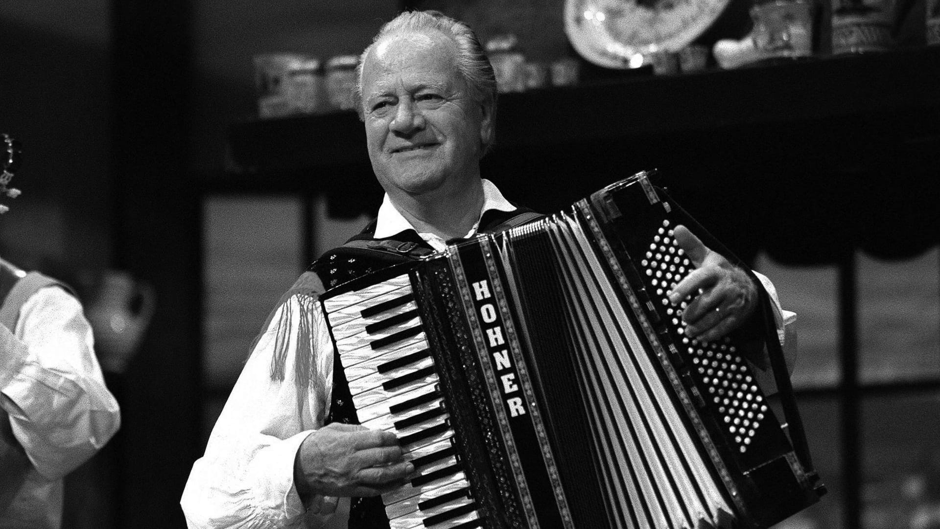 Der slowenische Volksmusik-Star Slavko Avsenik ist tot.