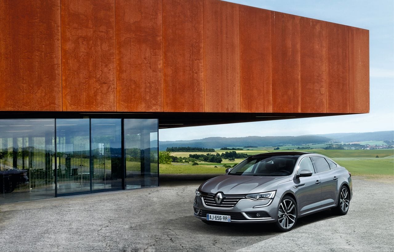 Selbstbewusster Auftritt mit markantem Rhombus-Gesicht: Der neue Renault Talisman.