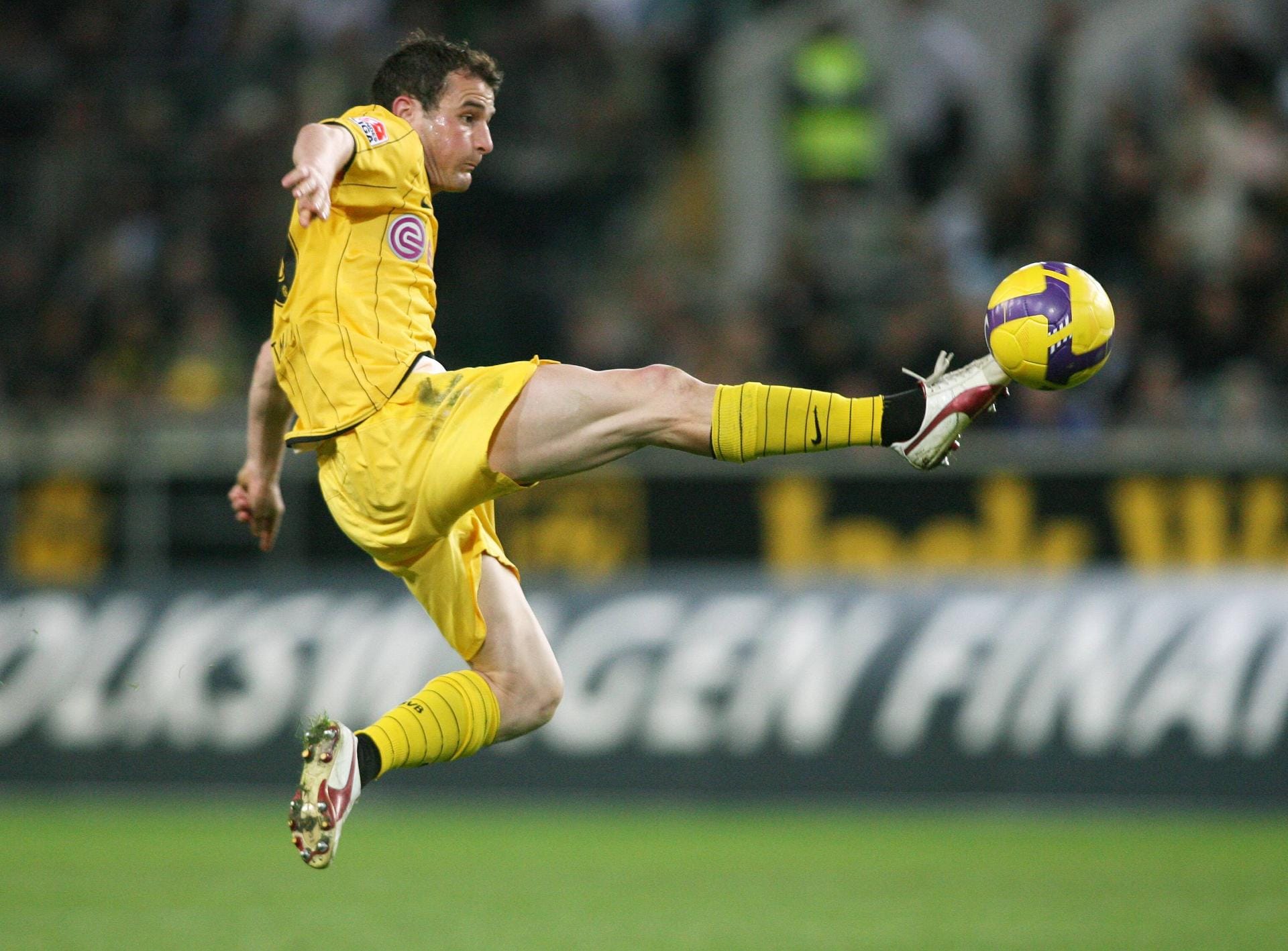 Alex Frei spielte von 2006 bis 2009 bei Borussia Dortmund, mit einer beachtlichen Quote: 74 Partien - 34 Tore.