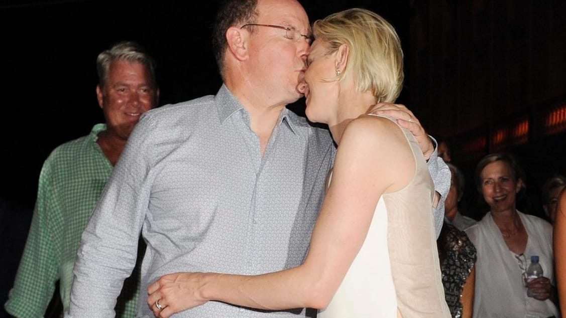 Albert und Charlène beim Konzert von Robbie Williams in Monaco.