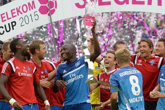 Der HSV gewinnt den Telekom Cup 2015.