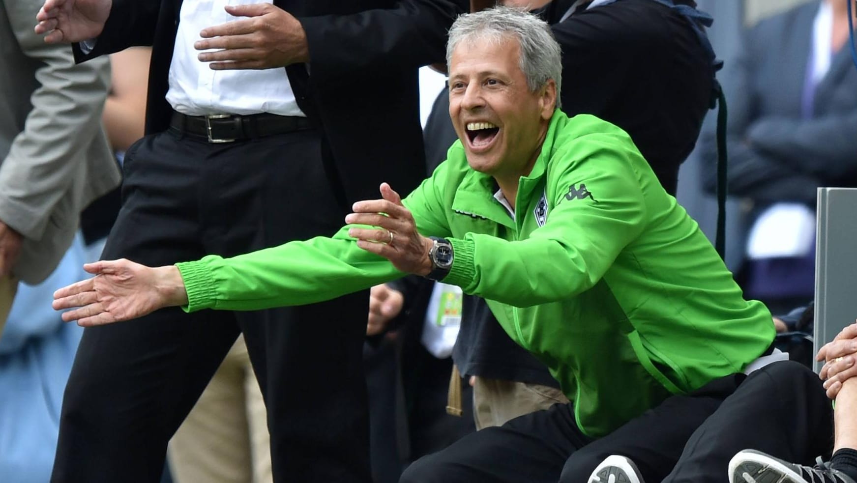 Lucien Favre ist seit über vier Jahren an der Seitenlinie bei Borussia Mönchengladbach. Lucien Favre ist seit über vier Jahren an der Seitenlinie bei Borussia Mönchengladbach.