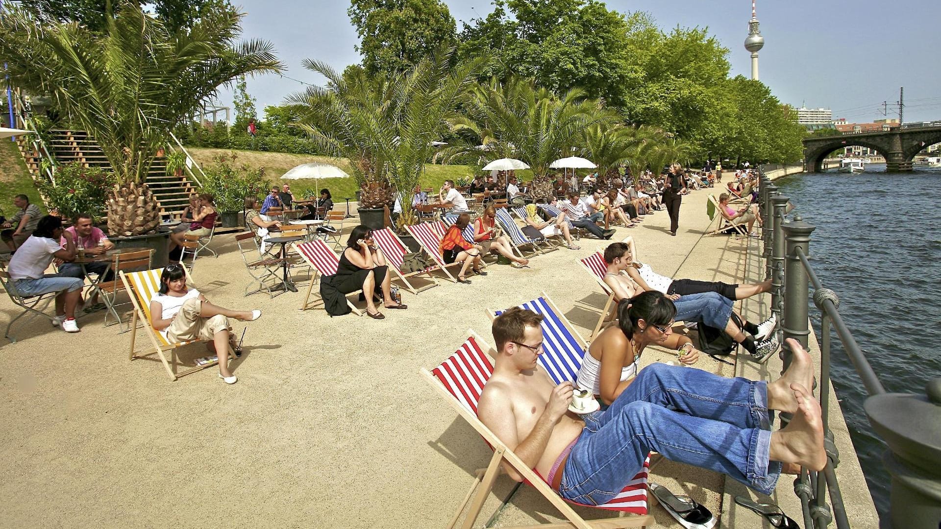 Berlin ist ein wahres Strandbar-Dorado. Die "Strandbar Mitte" gibt es schon seit 2002.