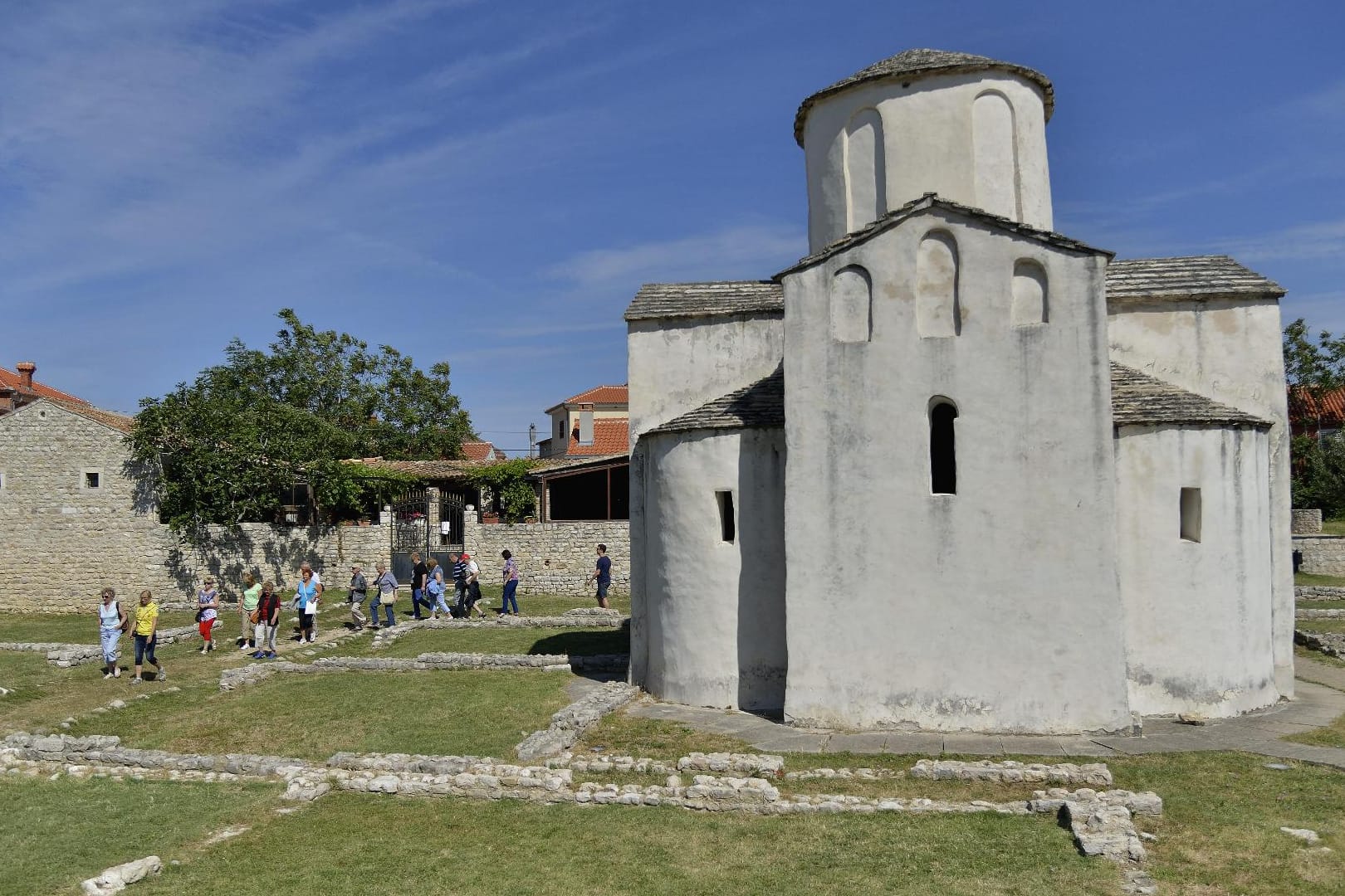 Die Heiligkreuz-Kirche von Nin in Kroatien wird oft als die "kleinste Kathedrale der Welt" bezeichnet.