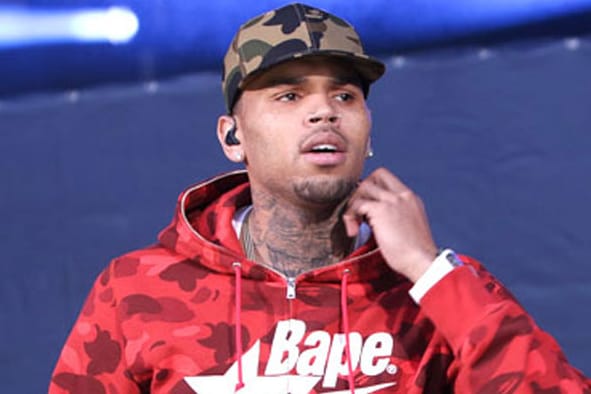 Bei Chris Brown wurde eingebrochen.