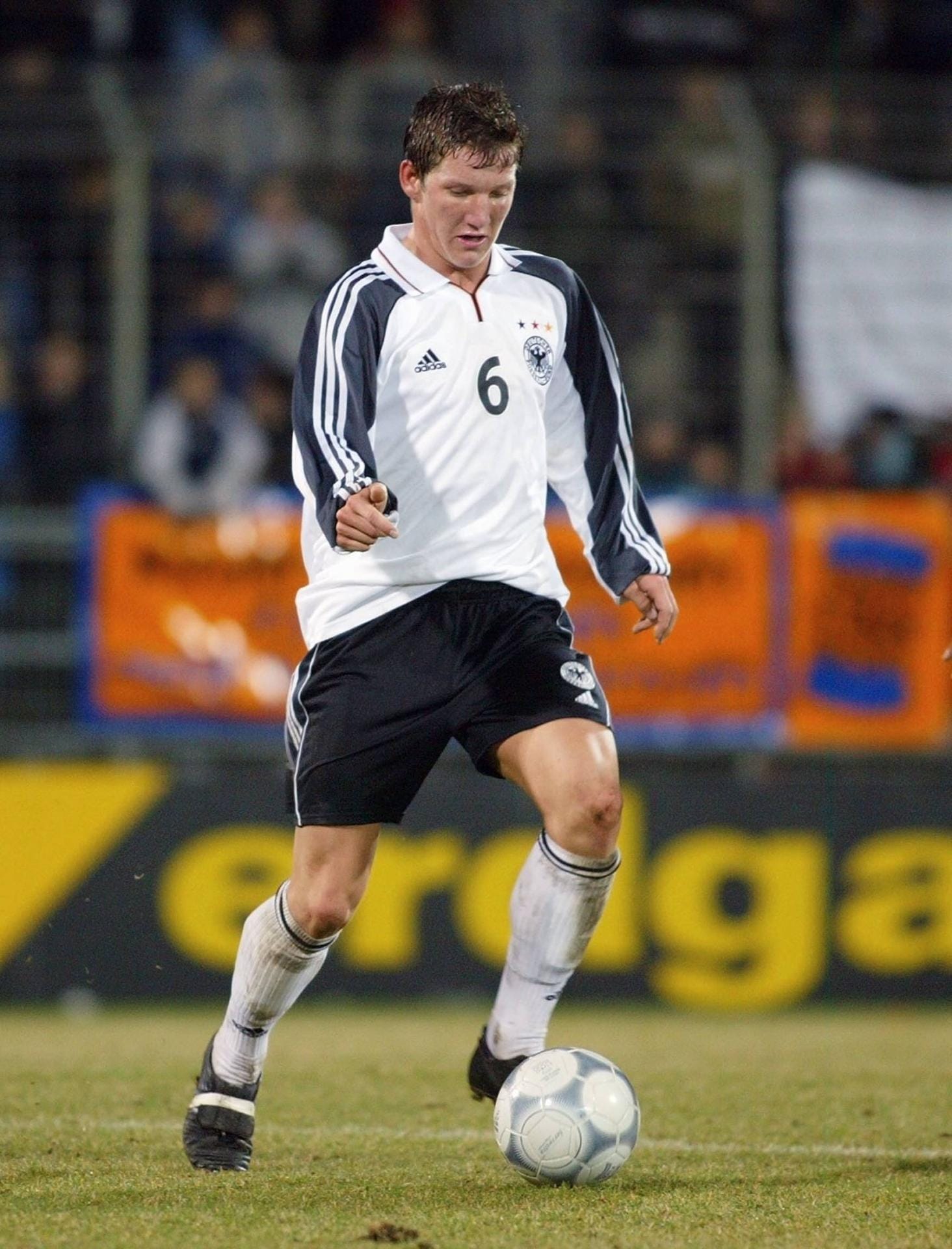 Für den DFB bestreitet Schweinsteiger in verschiedenen Altersstufen insgesamt 26 Jugend-Länderspiele.