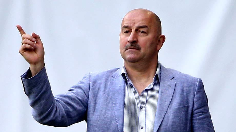 Stanislaw Tschertschessow ist als neuer russischer Nationaltrainer im Gespräch. Stanislaw Tschertschessow ist als neuer russischer Nationaltrainer im Gespräch.