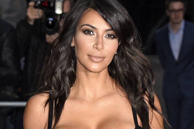 Stets perfekt geschminkt: So kennt man Kim Kardashian. Doch für ein neues Shooting verzichtete sie auf Make-up.