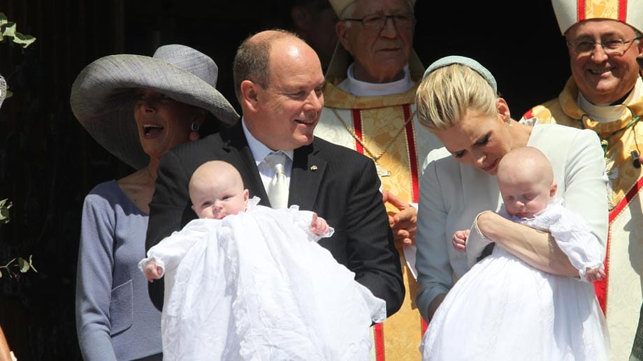 Fürstin Charlène mit Ehemann Albert und den Kindern Jacques und Gabriella.