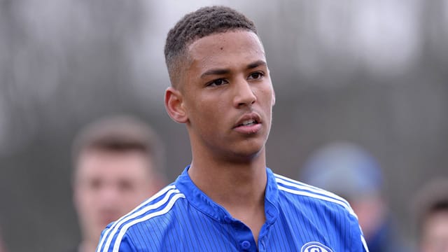 Schalke wartet noch immer auf die Rückkehr von Thilo Kehrer. Schalke wartet noch immer auf die Rückkehr von Thilo Kehrer.