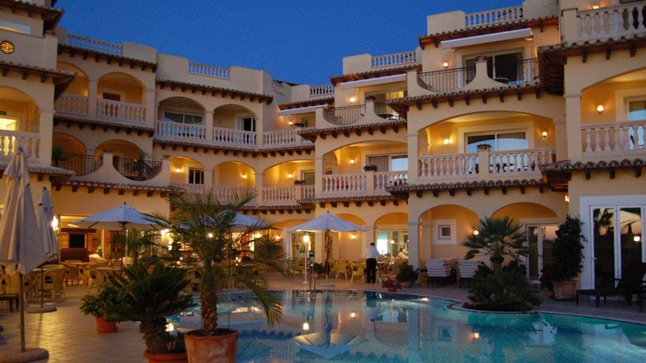 Holidaycheck stellt die beliebtesten Hotels auf Mallorca vor. Auf Platz eins die "Villa Chiquita". Ein kleines Hotel mit sehr guter Küche.