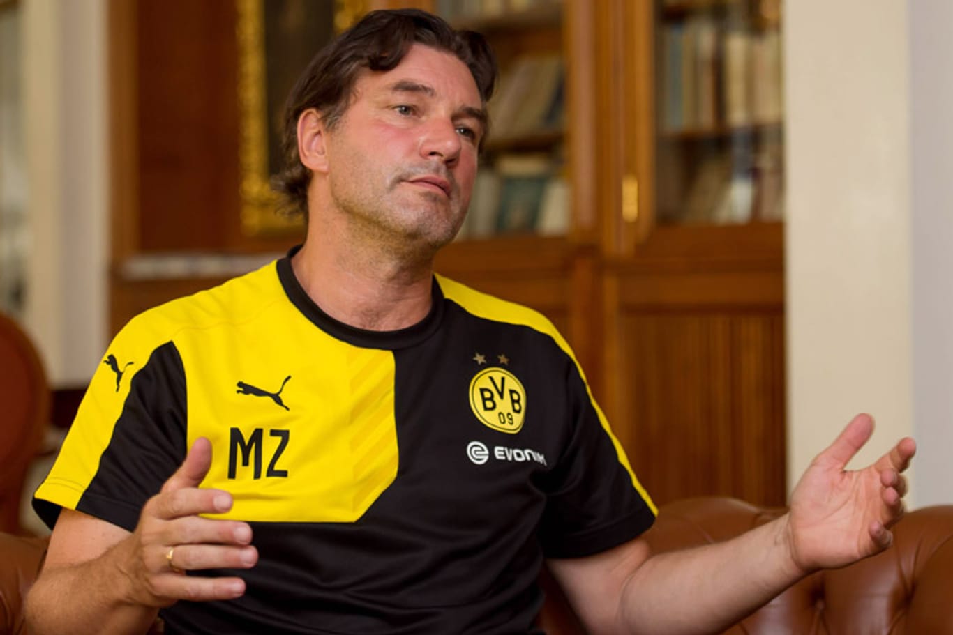 BVB-Sportdirektor Michael Zorc lässt die Ernährungskritik nicht gelten.