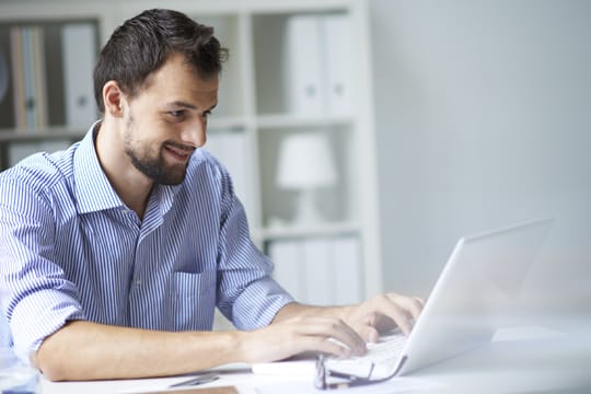 Bei der Verwendung einer Netzwerkfestplatte für Ihre Datensicherung, können Sie nicht nur Ihren Laptop, sondern auch Ihr Smartphone und Tablet auf dem aktuellsten Stand halten.