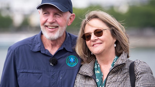 Robert McCarron alias Dr. Bob mit seiner Ehefrau Annette Miles in Köln.