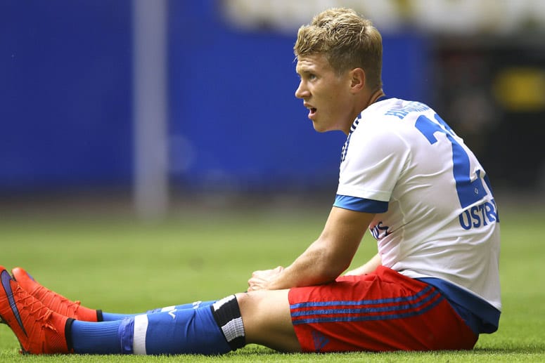 Matthias Ostrzolek und drei weitere HSV-Profis sorgen mit ihrer Schuh-Wahl für Ärger.