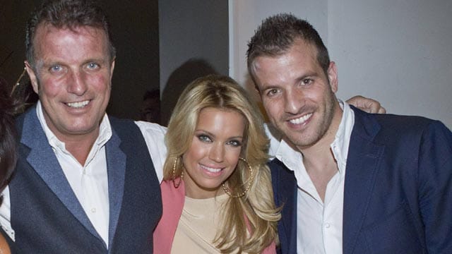 Ramon van der Vaart mit seinem Sohn Rafael und Sylvie Meis, als diese noch ein Paar waren. Ramon van der Vaart mit seinem Sohn Rafael und Sylvie Meis, als diese noch ein Paar waren.