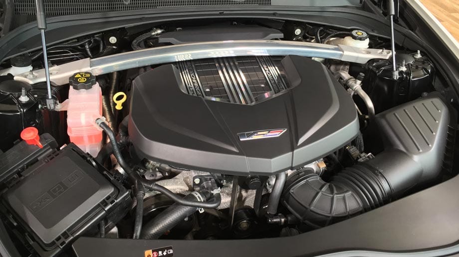 Der 6,2-Liter-V8-Motor mit einer Leistung von 649 PS bietet ein maximales Drehmoment von 855 Newtonmetern.