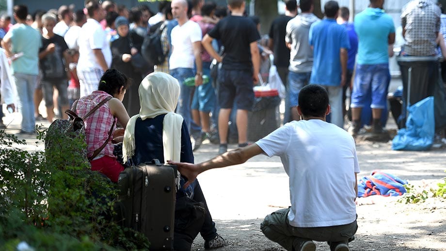 Die Zahl der Flüchtlinge übersteigt die bisherigen Prognosen.