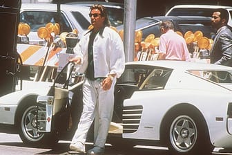 Miami Vice: Sonny Crockett und Ricardo Tubbs fuhren in der Serie einen Ferrari Testarossa.