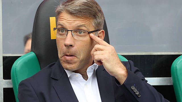Peter Knäbel steht derzeit unfreiwillig im Rampenlicht.