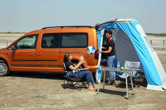 VW Caddy Beach - kleiner Camper für kleineren Geldbeutel.