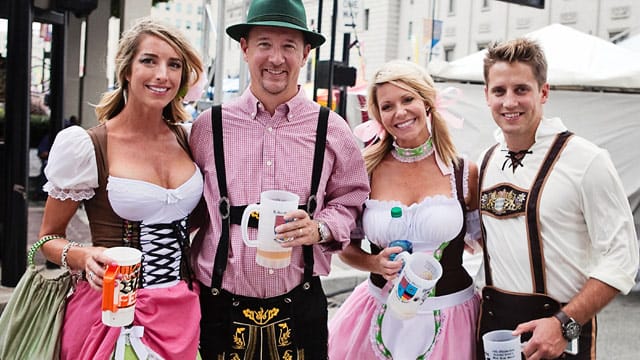 Die traditionelle Tracht darf auf dem Fest natürlich nicht fehlen.