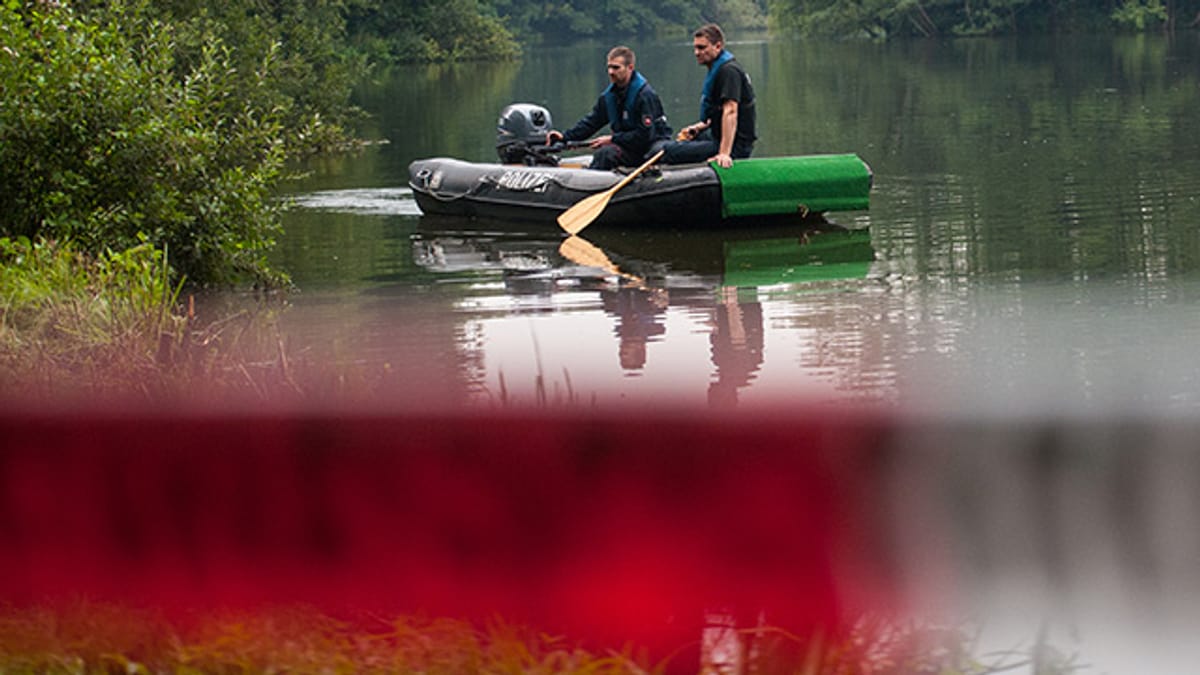 Polizei sucht See nach vermisster Familie aus Drage ab