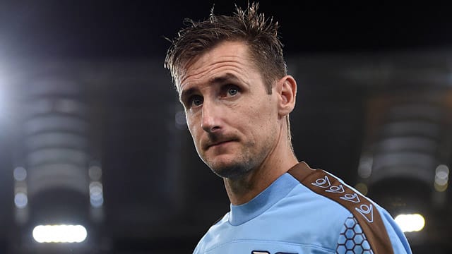 Missmutig: Miroslav Klose hat "kein gutes Gefühl" wegen seiner Verletzung.