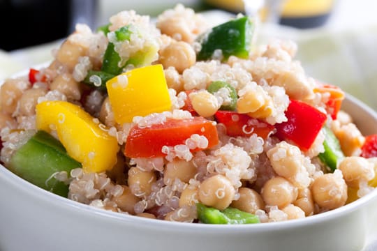 Aus Quinoa können Sie leckere Salate zaubern.