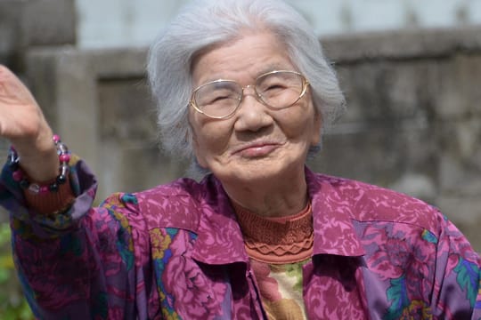 Taika ist mit 93 Jahren immer noch ständig in Bewegung.